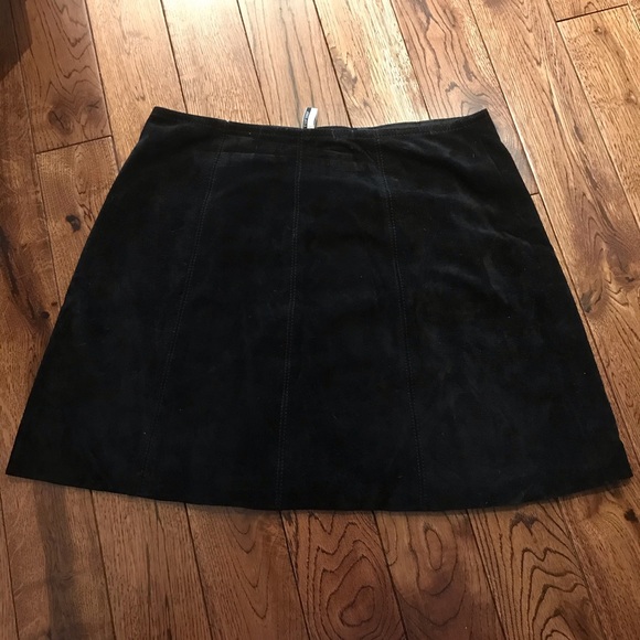 Topshop Suede Mini Skirt - Picture 7 of 12